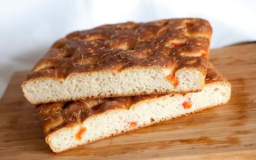 Focaccia al pomodoro