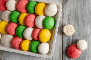 Preparazione Macarons colorati - Fase 4