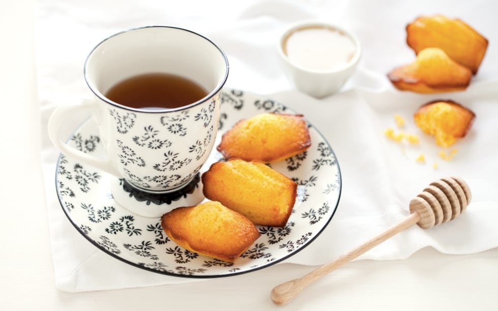 Madeleine al miele e limone ricetta