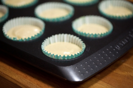 Preparazione Mini-muffin alla banana - Fase 5 Preparazione Mini-muffin alla banana - Fase 5
