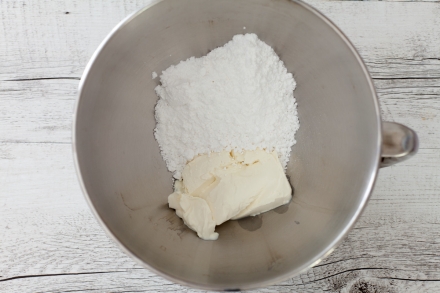 Preparazione Parfait alle pesche - Fase 3 Preparazione Parfait alle pesche - Fase 3