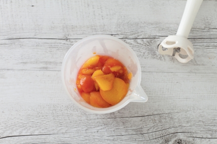Preparazione Parfait alle pesche - Fase 2 Preparazione Parfait alle pesche - Fase 2