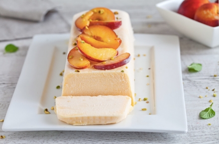 Preparazione Parfait alle pesche - Fase 5 Preparazione Parfait alle pesche - Fase 5