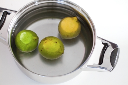 Preparazione Torta al limone e mandorle - Fase 1 Preparazione Torta al limone e mandorle - Fase 1