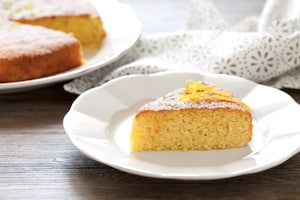 Preparazione Torta al limone e mandorle - Fase 6
