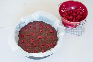 Preparazione Torta al cioccolato e lamponi - Fase 3
