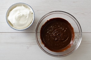 Preparazione Torta morbida al cioccolato e arancia - Fase 2