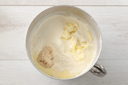 Preparazione Treccia dolce allo yogurt - Fase 3 Preparazione Treccia dolce allo yogurt - Fase 3