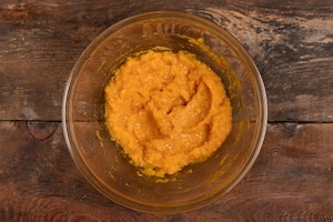 Preparazione Mezzi rigatoni con zucca e funghi - Fase 2