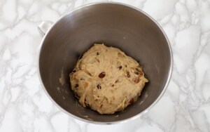 Preparazione Pan brioche con frutta secca - Fase 1