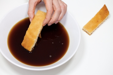 Preparazione Tiramisù cremoso - Fase 3 Preparazione Tiramisù cremoso - Fase 3