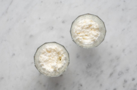 Preparazione Trifle di panna cotta - Fase 3 Preparazione Trifle di panna cotta - Fase 3