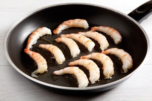 Preparazione Troccoli con gamberi e arancia - Fase 3