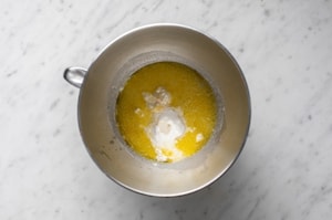 Preparazione Torta salata con fave e olive alla menta - Fase 1