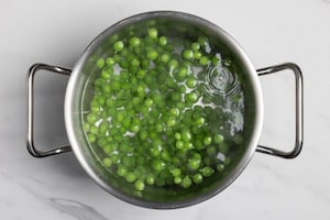 Preparazione Pancake vegani ceci e piselli - Fase 1