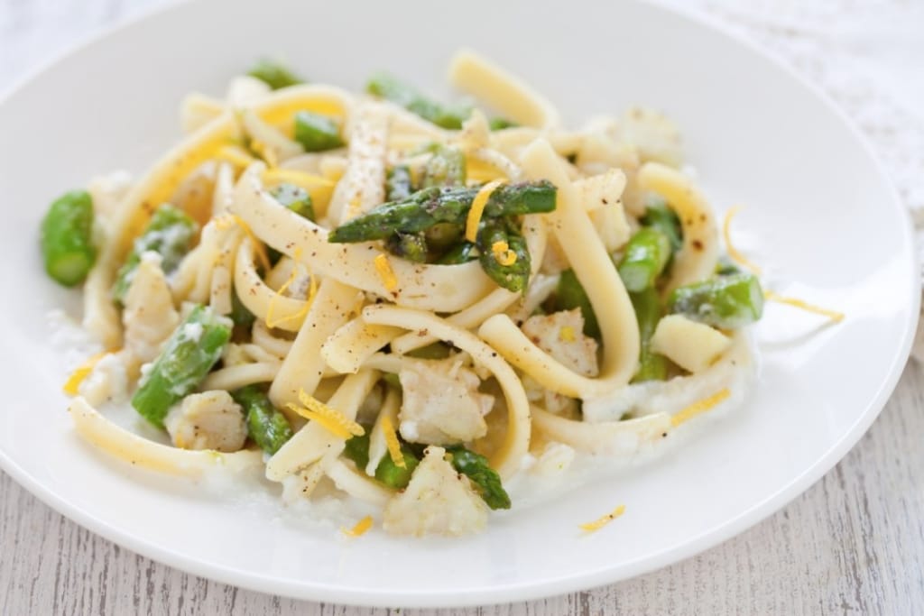 Ricetta Scialatielli Al Limone Con Baccala E Asparagi Su Crema Di Bufala Cucchiaio D Argento
