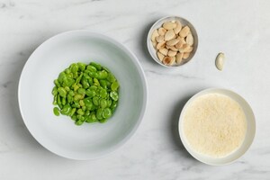 Preparazione Tagliatelle fave, salsiccia e mandorle - Fase 2