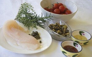 Preparazione Branzino, tapenade e pomodorini al miele - Fase 1