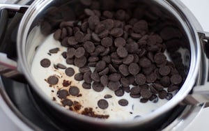 Preparazione Crema alla ricotta, cioccolato e caffè - Fase 1