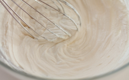 Preparazione Crema alla ricotta, cioccolato e caffè - Fase 2 Preparazione Crema alla ricotta, cioccolato e caffè - Fase 2