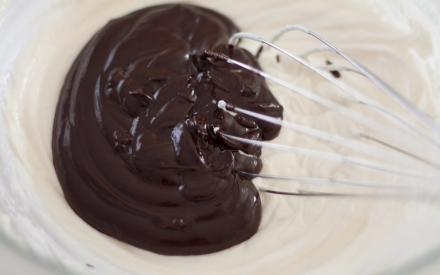 Preparazione Crema alla ricotta, cioccolato e caffè - Fase 3 Preparazione Crema alla ricotta, cioccolato e caffè - Fase 3