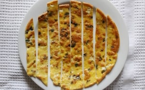 Preparazione Insalata primaverile con sfoglie di frittata alle erbe - Fase 3