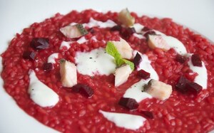 Preparazione Risotto con barbabietola e trota iridea con dressing allo yogurt - Fase 4