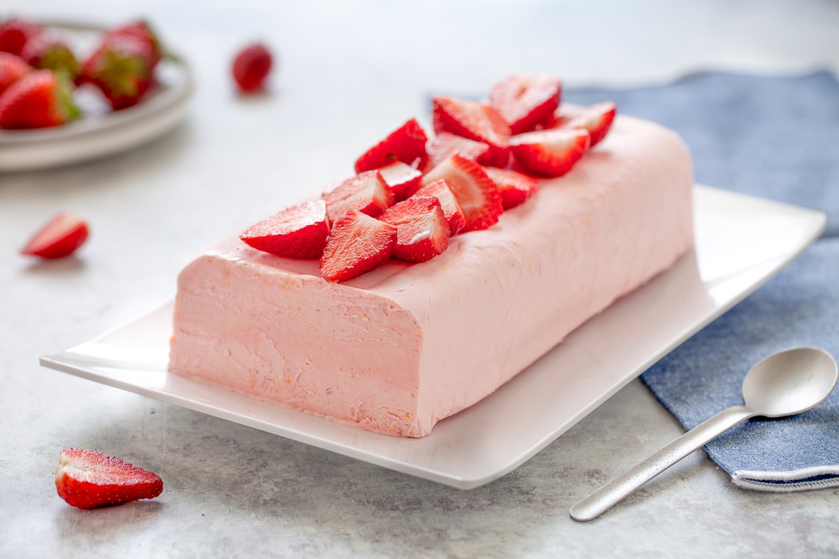 Semifreddo all'italiana con fragole ricetta