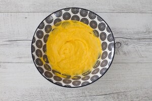 Preparazione Semifreddo all'italiana con fragole - Fase 2