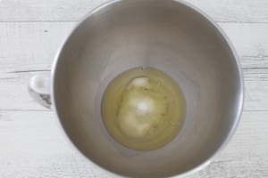 Preparazione Semifreddo all'italiana con fragole - Fase 3