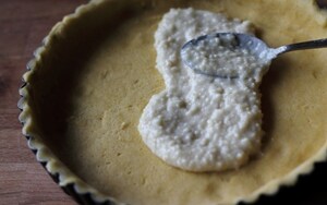 Preparazione Torta di fragole e mandorle - Fase 2
