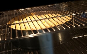 Preparazione Torta di mele e mandorle - Fase 6