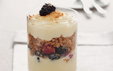 Trifle ai frutti di bosco