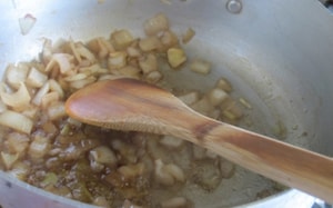 Preparazione Riso ai tre pomodori con olio e polvere di peperone - Fase 1