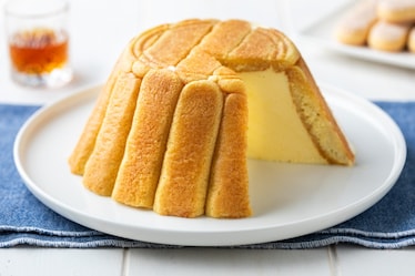 Charlotte con i savoiardi