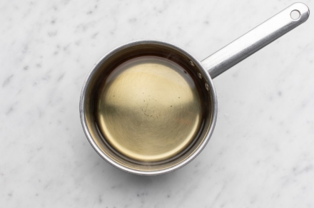 Preparazione Charlotte con i savoiardi - Fase 4 Preparazione Charlotte con i savoiardi - Fase 4