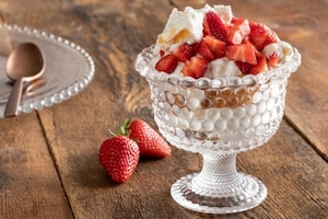 Preparazione Crema con savoiardi e fragole - Fase 4