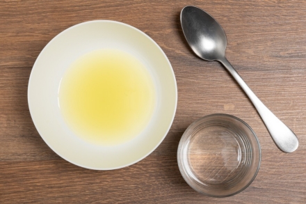 Preparazione Crema con savoiardi e fragole - Fase 1 Preparazione Crema con savoiardi e fragole - Fase 1