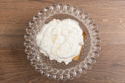 Preparazione Crema con savoiardi e fragole - Fase 3 Preparazione Crema con savoiardi e fragole - Fase 3