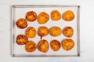 Preparazione Albicocche ripiene con crema al formaggio - Fase 2