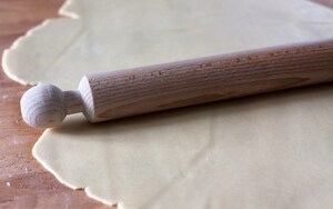 Preparazione Crostata rustica con pesche, ciliegie e amaretti - Fase 5