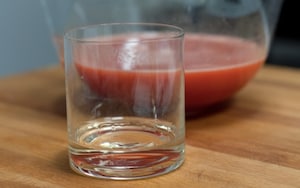 Preparazione Ghiaccioli all'anguria, rum bianco, lime e menta - Fase 4