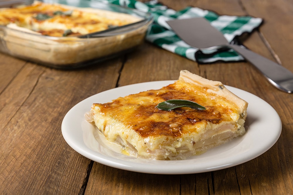 Quiche con pere, salvia e fontina ricetta