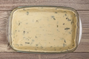 Preparazione Quiche con pere, salvia e fontina - Fase 2