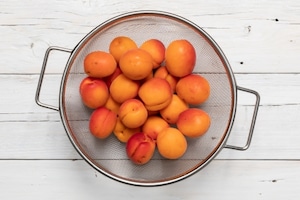 Preparazione Sorbetto all'albicocca - Fase 1