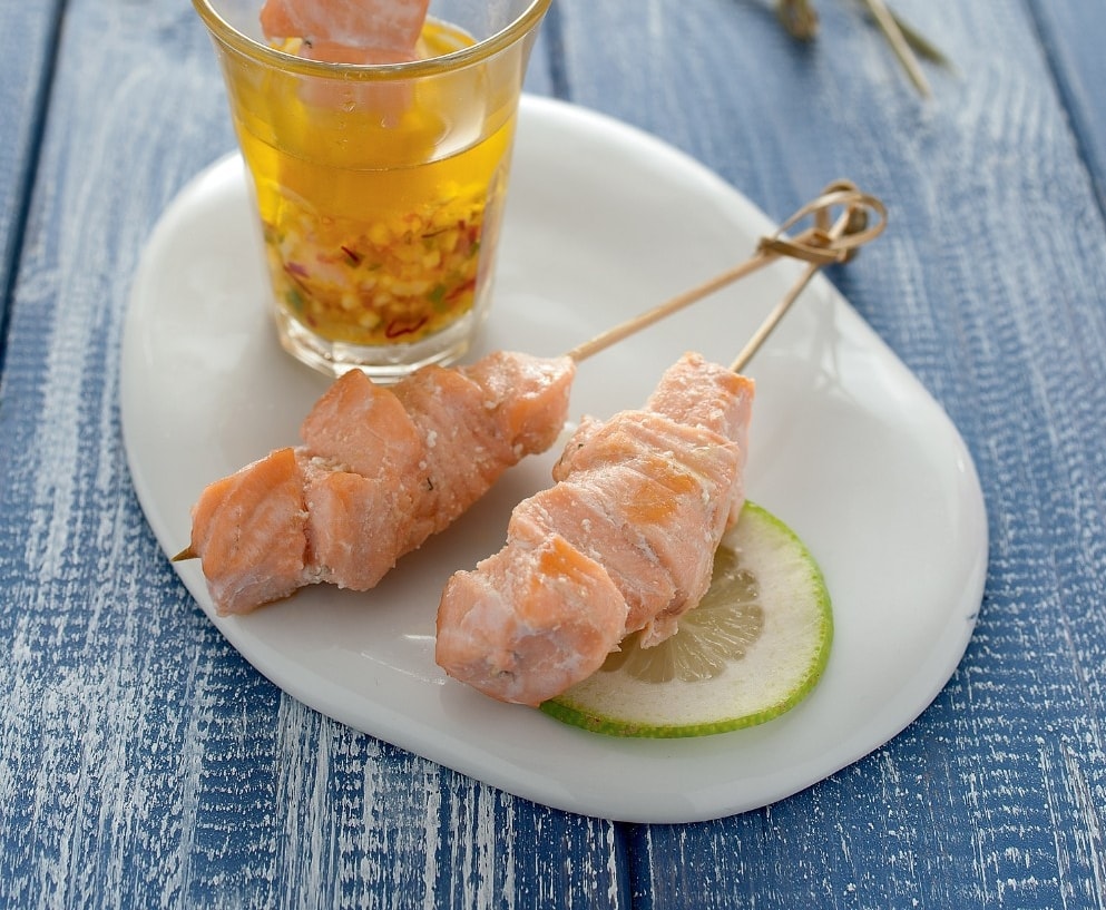 Spiedini di salmone in salsa agrodolce ricetta