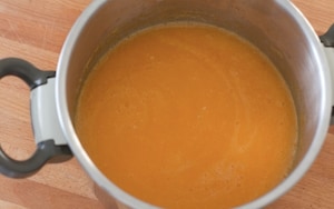 Preparazione Succo di albicocca fatto in casa - Fase 3