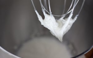 Preparazione Torta di mele soffice - Fase 1