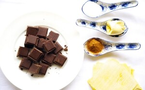 Preparazione Wonton dolci al cioccolato e cannella - Fase 1