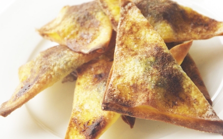 Preparazione Wonton dolci al cioccolato e cannella - Fase 3 Preparazione Wonton dolci al cioccolato e cannella - Fase 3